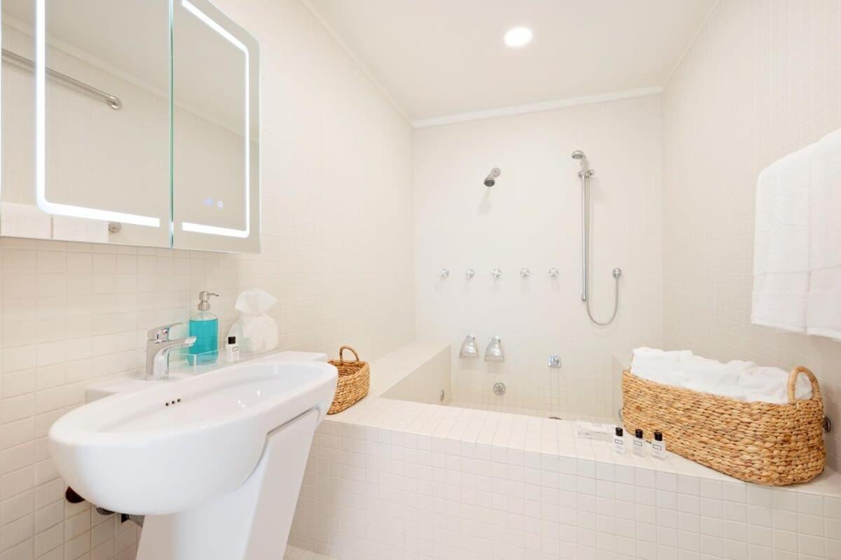 Villa Sole By Stay Awhile Villas Malibu Exteriör bild